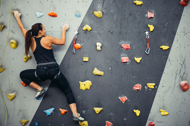 Spotlight on the Climbing Industry: Plastic Cards & Tags Reach New Heights